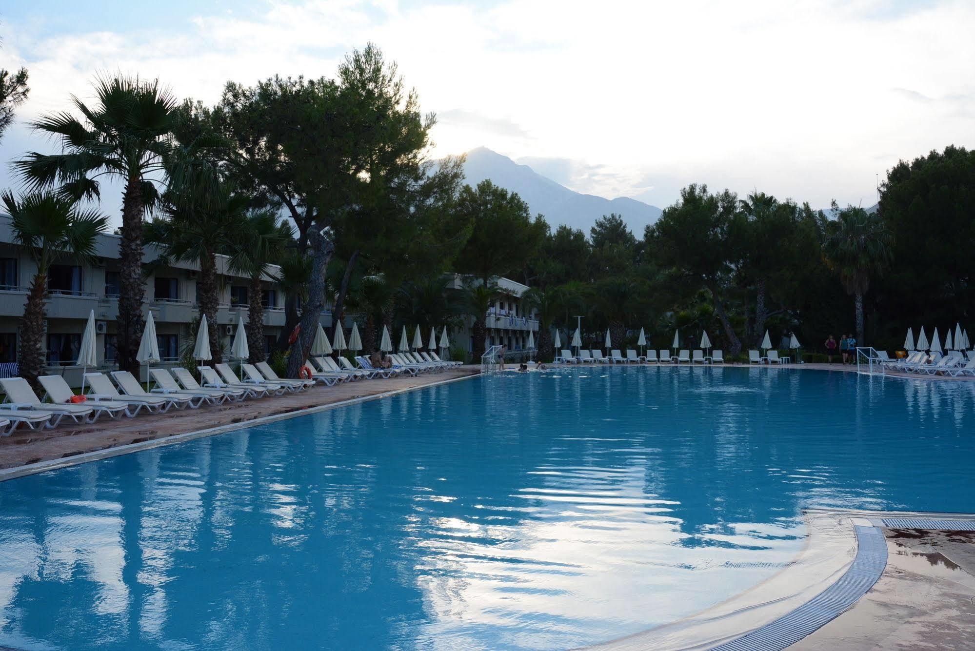 Fun And Sun Club Saphire Hotel Kemer Exterior photo